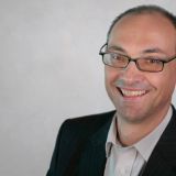Dr. Uwe Bechthold